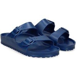 marca Birkenstock para hombre en color azul