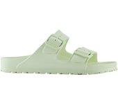 marca Birkenstock para mujer en color verde