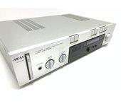 Akai AM-U310 Amplificador