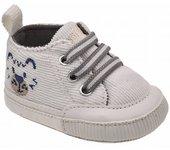 Zapatos niño Chicco nursery modelo Ocland para primera puesta color balnco crema con trigre azul en el lateral zapatillas barefoot Chicco para recien nacido calzado respetuoso muy comodo con suela blanca de tela